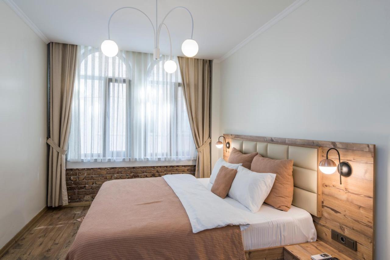 The Wilson Galata Hotel Истанбул Екстериор снимка